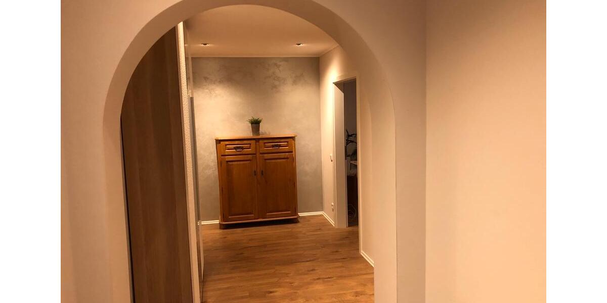 Erdgeschoßwohnung Trier Nord - 5 Zimmer, 130 m&sup2;, 1.500&euro; | Angebot:26039222