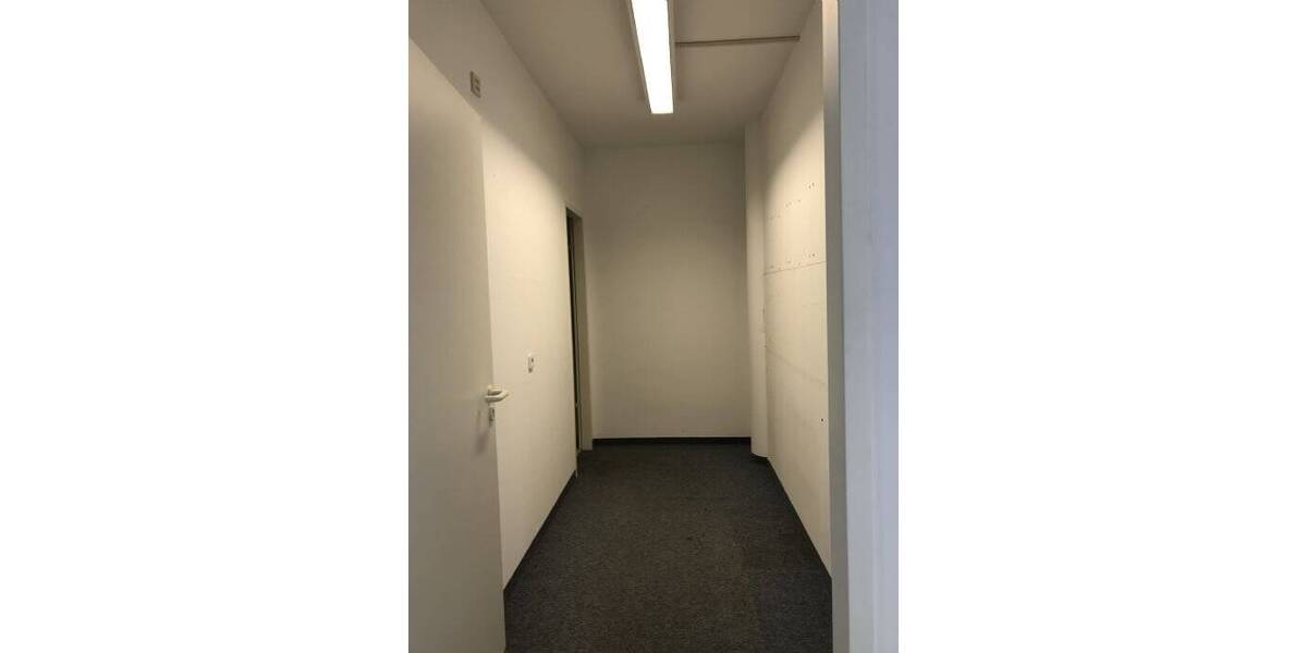 Gewerbeobjekt Ludwigsburg Mitte - 3 Zimmer, 125 m&sup2;, 1.350&euro; | Angebot:25671447