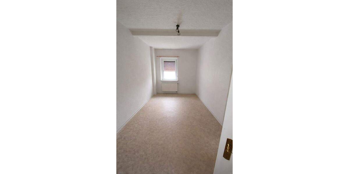 Etagenwohnung Neustadt in Sachsen Neustadt - 3 Zimmer, 71 m&sup2;, 575&euro; | Angebot:25838500