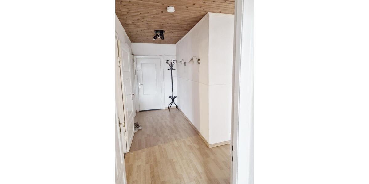Etagenwohnung Tönning - 3 Zimmer, 85 m&sup2;, 680&euro; | Angebot:25281156