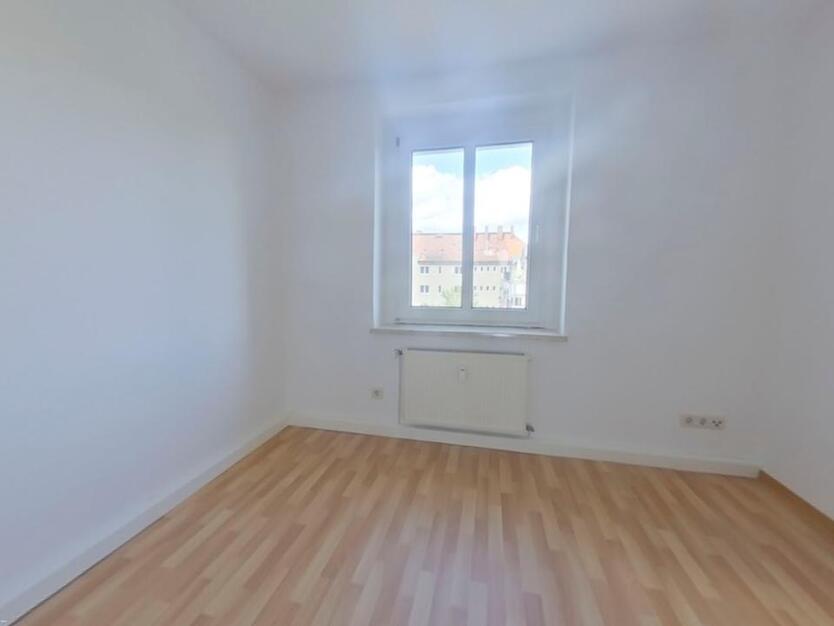 wohnen am Elbufer in ruhiger Wohnlage , 3 Zimmer mit offener Küche warten auf Dich