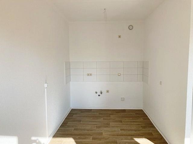 Etagenwohnung Hermsdorf - 4 Zimmer, 73 m&sup2;, 440&euro; | Angebot:26132579