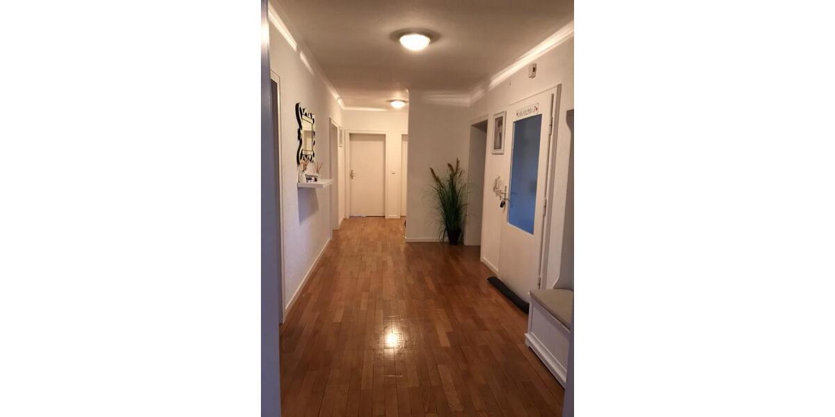 Etagenwohnung Merzig - 4 Zimmer, 130 m&sup2;, 1.400&euro; | Angebot:24379769