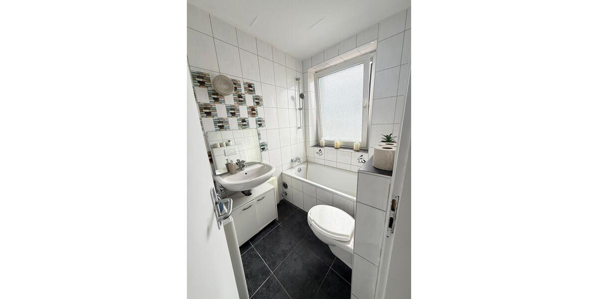 Etagenwohnung Duisburg Laar - 1 Zimmer, 30 m&sup2;, 600&euro; | Angebot:24981043