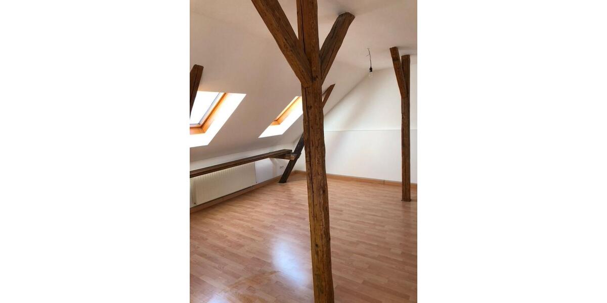 Dachgeschoßwohnung Meiningen - 3 Zimmer, 79 m&sup2;, 550&euro; | Angebot:24863020