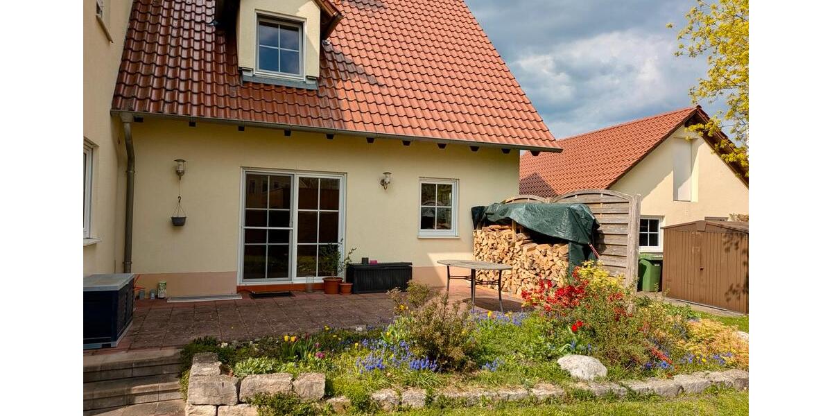 Doppelhaushälfte Polsingen - 4 Zimmer, 102 m&sup2;, 1.300&euro; | Angebot:26614472