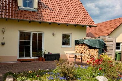 Haus Polsingen - 4 Zimmer, 102 m&sup2;, 1.300&euro; | Angebot:26614472
