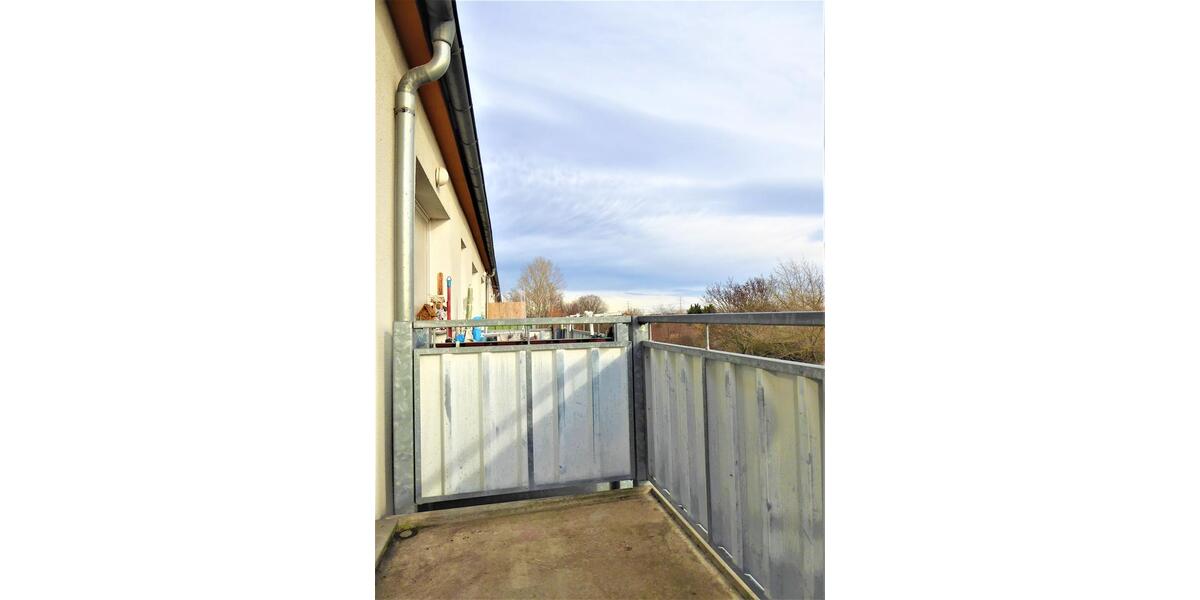 Etagenwohnung Bad Lauchstädt - 3 Zimmer, 58 m&sup2;, 359&euro; | Angebot:24700321