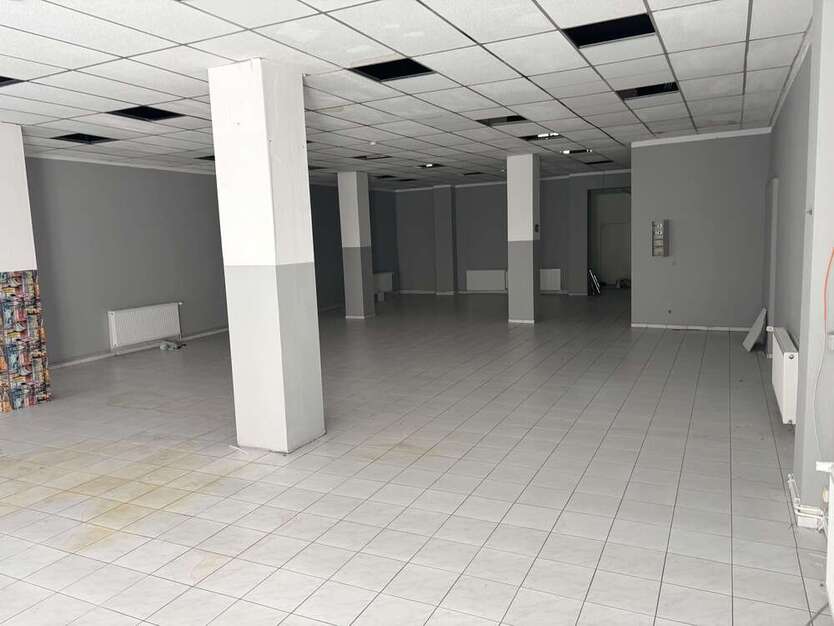 Einzelhandel in Wuppertal 1.700 € 210 m²