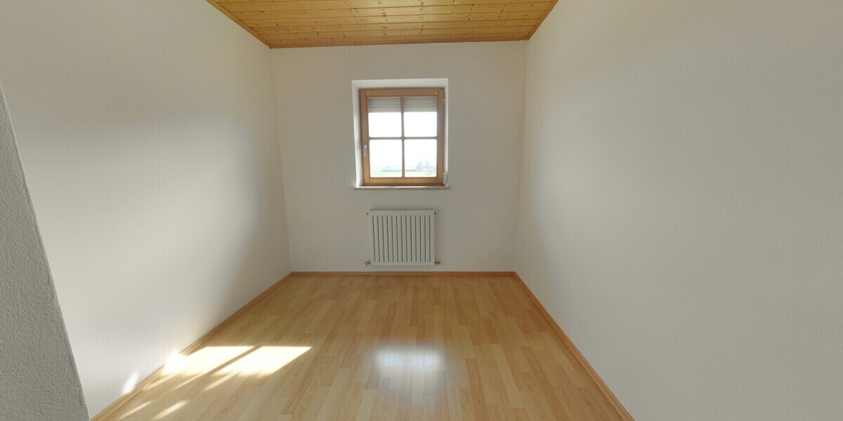 Attraktive, großzügige 3-Zimmer-Mietwohnung mit Galerie und Balkon in Ainring - sofort verfügbar! - Etagenwohnung Ainring Ainring | Angebot:26129110