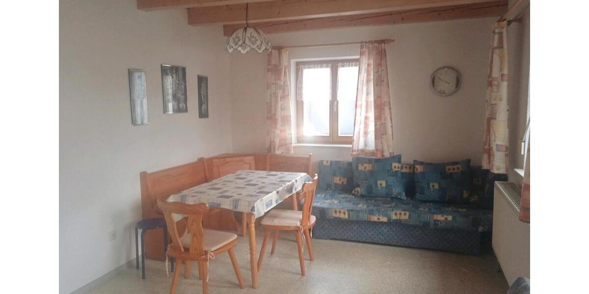 Etagenwohnung Regen - 3 Zimmer, 65 m&sup2;, 20&euro; | Angebot:24763503