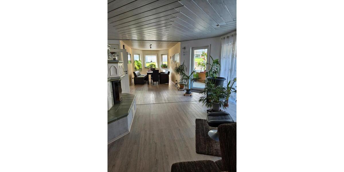 Einfamilienhaus Wächtersbach - 3.5 Zimmer, 170 m&sup2;, 1.680&euro; | Angebot:26670899