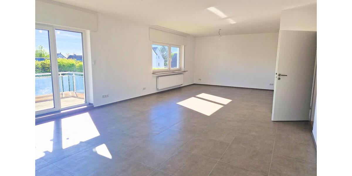 Erdgeschoßwohnung Hennef (Sieg) - 3 Zimmer, 120 m&sup2;, 1.310&euro; | Angebot:26562088