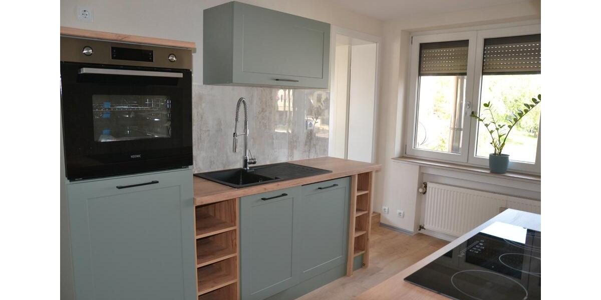 Etagenwohnung Bad Liebenstein - 4 Zimmer, 115 m&sup2;, 880&euro; | Angebot:26613459