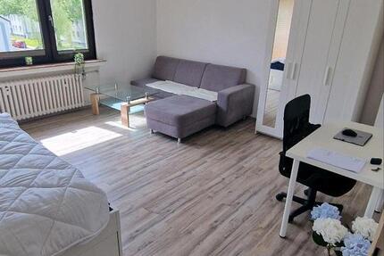 voll möbliertes und hochwertige WG zimmer mit Balkon zimmer