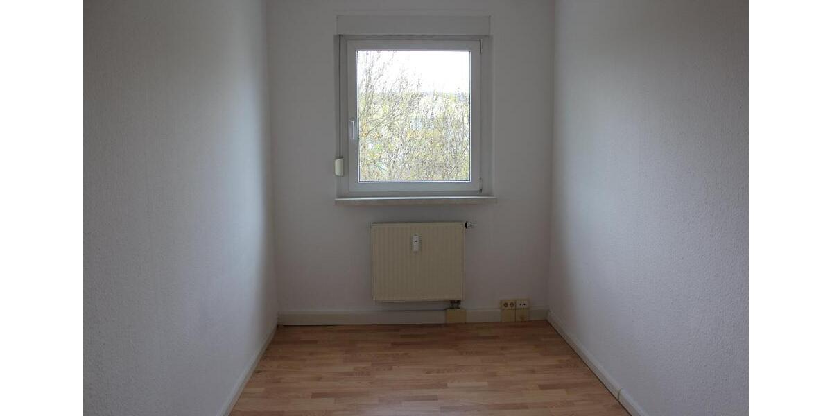 Dachgeschoßwohnung Eisenach - 3 Zimmer, 61 m&sup2;, 395&euro; | Angebot:26232466