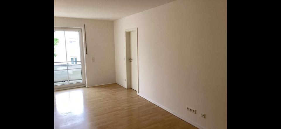 Etagenwohnung Bergkirchen - 1 Zimmer, 37 m&sup2;, 649&euro; | Angebot:26444235