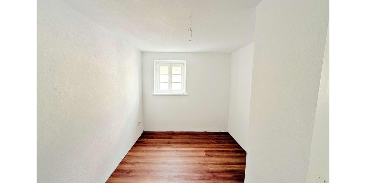 Etagenwohnung Laubach - 4 Zimmer, 80 m&sup2;, 750&euro; | Angebot:26515974