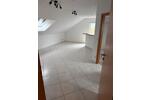 Dachgeschoßwohnung Rosengarten - 2.5 Zimmer, 72 m&sup2;, 600&euro; | Angebot:26613932