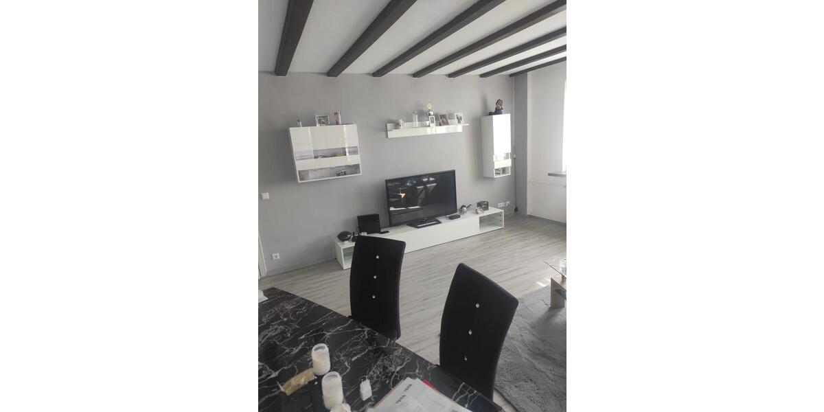 Etagenwohnung Simmersfeld - 2 Zimmer, 75 m&sup2;, 600&euro; | Angebot:26316438