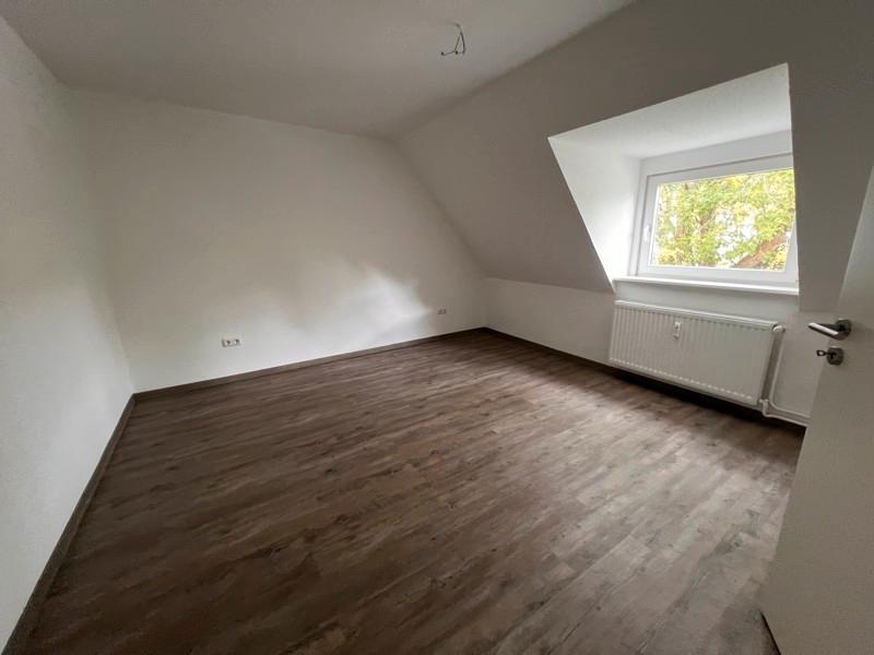 Ansprechende 3-Zimmer-Wohnung zimmer