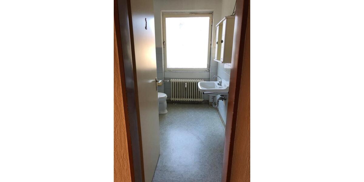 Etagenwohnung Wuppertal Gemarkung Langerfeld - 3 Zimmer, 65 m&sup2;, 695&euro; | Angebot:26560392
