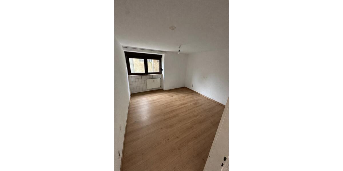 Erdgeschoßwohnung Ensdorf - 2 Zimmer, 60 m&sup2;, 590&euro; | Angebot:25968185