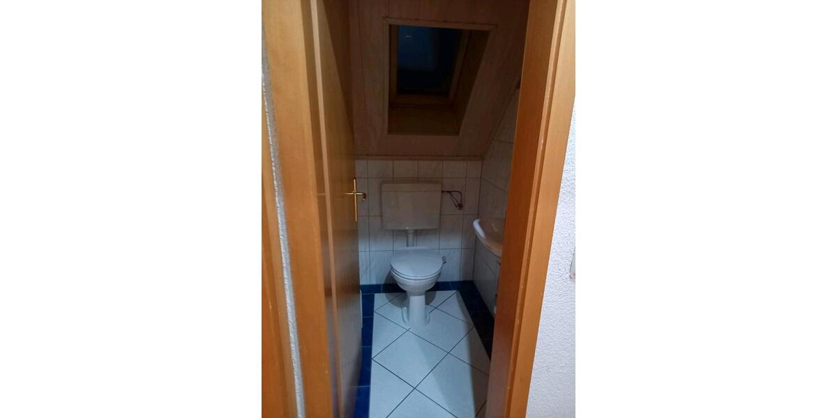 Dachgeschoßwohnung Lennestadt - 4 Zimmer, 98 m&sup2;, 1.000&euro; | Angebot:24801782