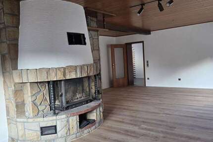 Wohnung zum Mieten in Römerberg 1.100 € 125 m² 4 zimmer