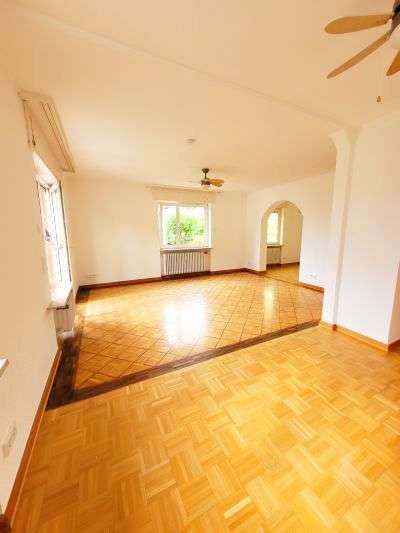 Einfamilienhaus Wiesbaden Bierstadt - 6 Zimmer, 225 m&sup2;, 3.200&euro; | Angebot:25281236
