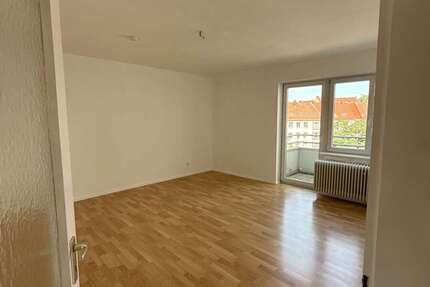Wohnung Hannover Südstadt - 3 Zimmer, 90 m&sup2;, 933&euro; | Angebot:27013716
