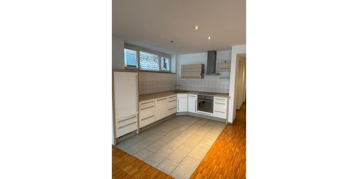 Etagenwohnung Mindelheim - 2 Zimmer, 74 m&sup2;, 820&euro; | Angebot:24748418