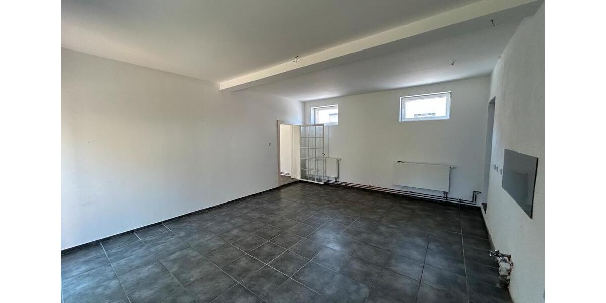 Etagenwohnung Jüterbog - 5 Zimmer, 150 m&sup2;, 950&euro; | Angebot:26682358