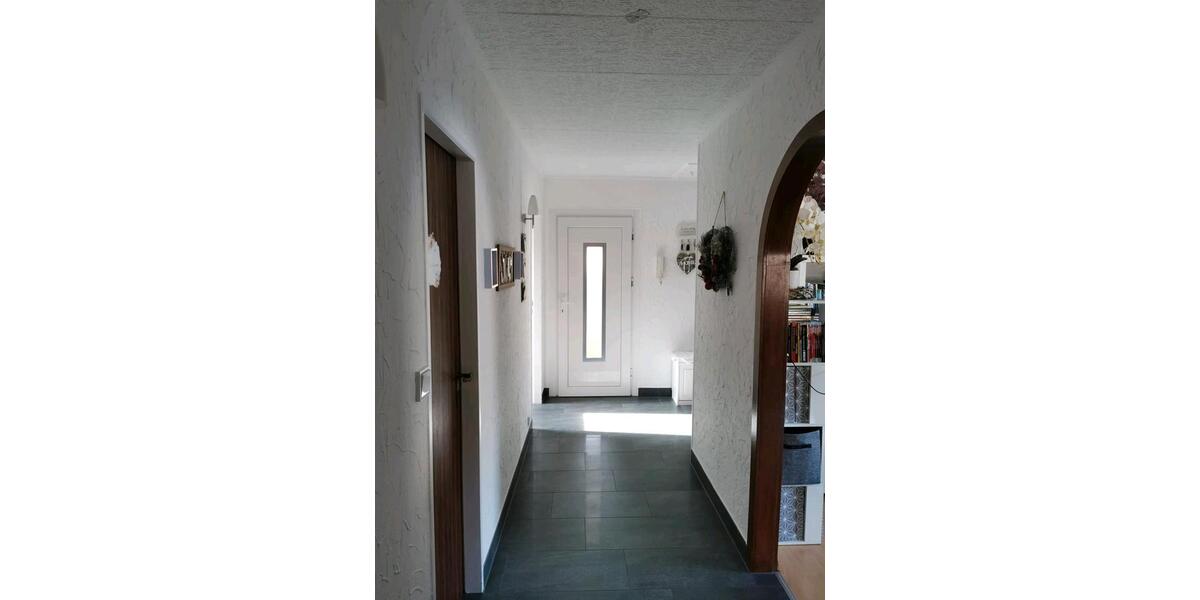 Dachgeschoßwohnung Taunusstein - 3 Zimmer, 86 m&sup2;, 1.196&euro; | Angebot:26466647