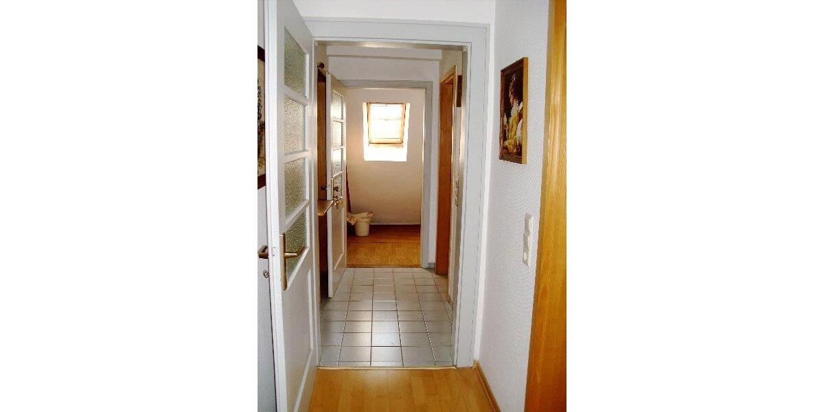 Dachgeschoßwohnung Alfeld (Leine) - 2.5 Zimmer, 42 m&sup2;, 350&euro; | Angebot:26610268