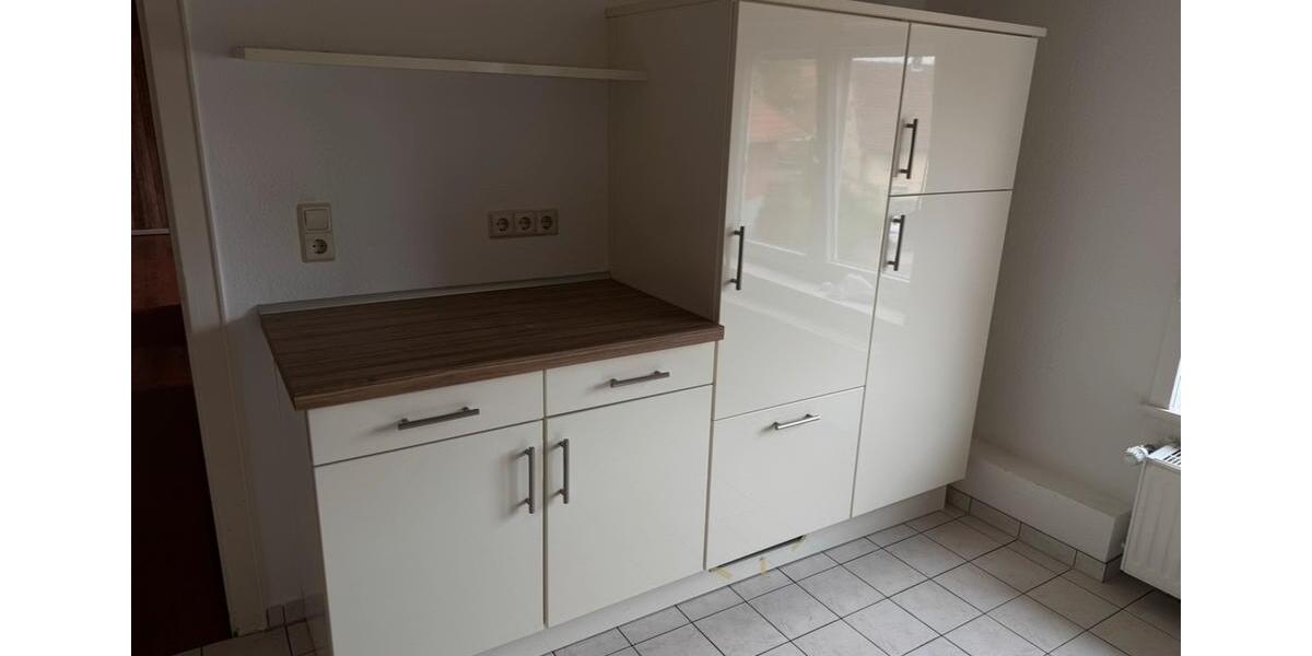 Etagenwohnung Bad Gandersheim - 4.5 Zimmer, 120 m&sup2;, 700&euro; | Angebot:26522373