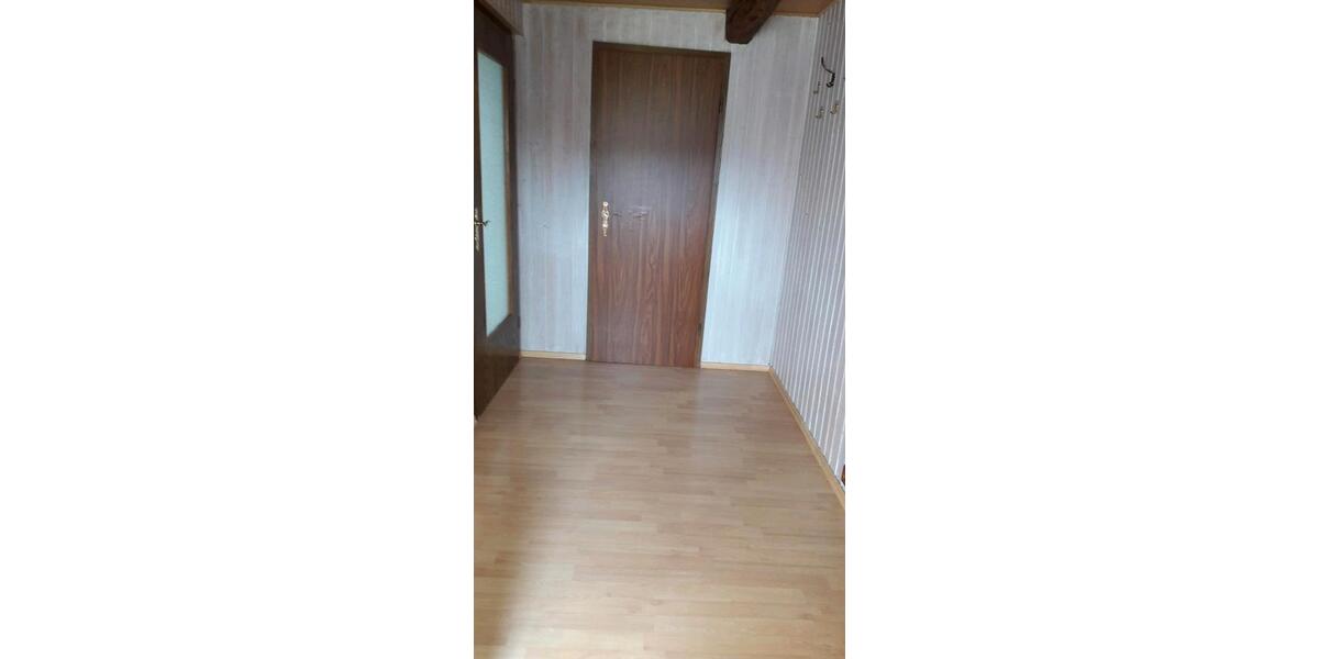 Dachgeschoßwohnung Oschersleben (Bode) - 2 Zimmer, 72 m&sup2;, 360&euro; | Angebot:25956818