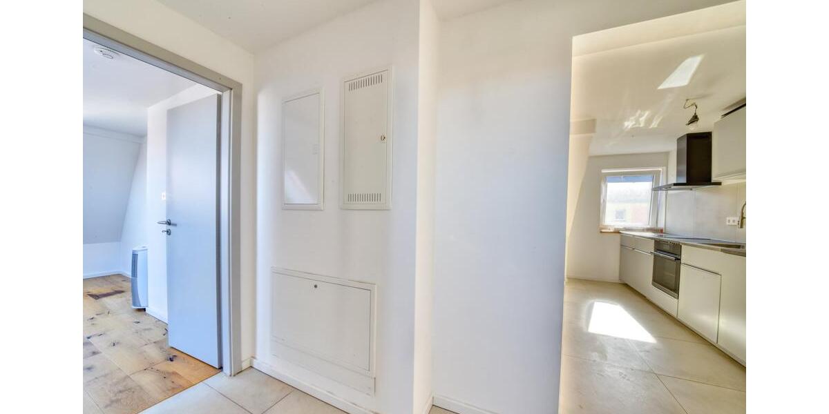 Dachgeschoßwohnung Stralsund - 2 Zimmer, 51 m&sup2;, 695&euro; | Angebot:24705771