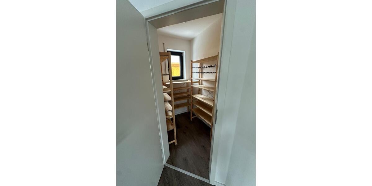 Etagenwohnung Forchheim - 5 Zimmer, 125 m&sup2;, 2.100&euro; | Angebot:24976698