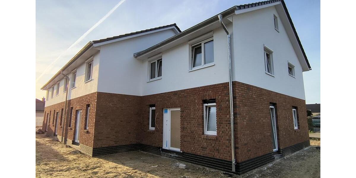 Reihenhaus Ehrenburg - 5 Zimmer, 99 m&sup2;, 1.290&euro; | Angebot:26442237