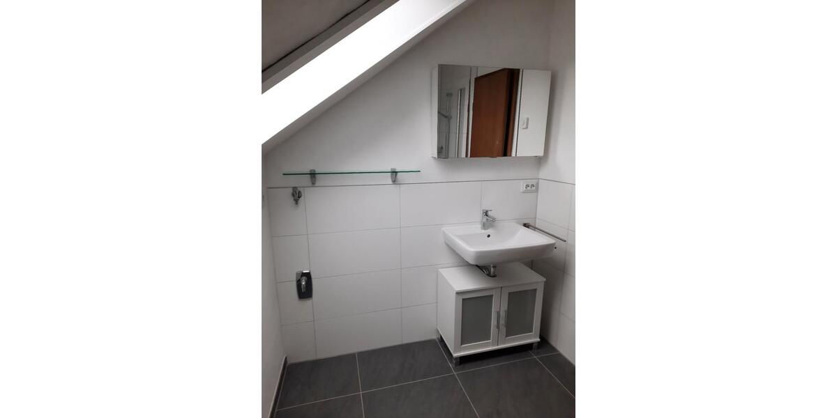 Dachgeschoßwohnung Niederstotzingen - 3 Zimmer, 90 m&sup2;, 775&euro; | Angebot:26024504