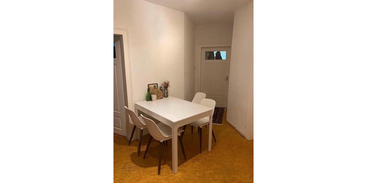 Etagenwohnung Stuttgart Luginsland - 4 Zimmer, 105 m&sup2;, 540&euro; | Angebot:24857305