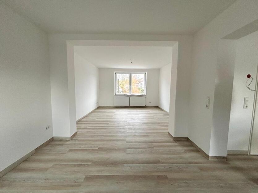 Erstbezug! Sanierte 2,5-Zimmer Wohnung zentral in E-Burgaltendorf