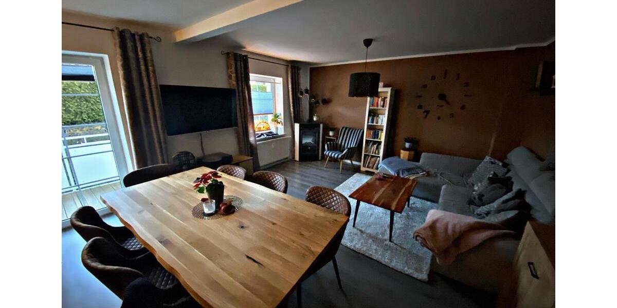 Schöne 4 Zimmer Wohnung, Singer-Meisel-Straße 10, 08209 Auerbach 4 zimmer