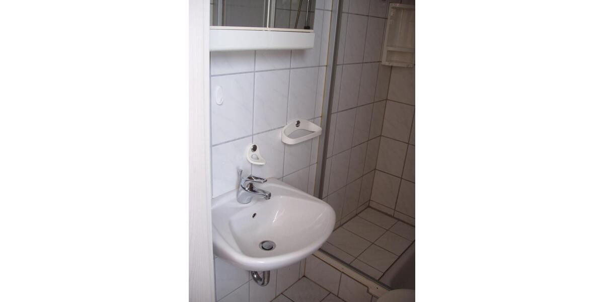 Dachgeschoßwohnung Untersiemau - 1 Zimmer, 15 m&sup2;, 200&euro; | Angebot:26646650