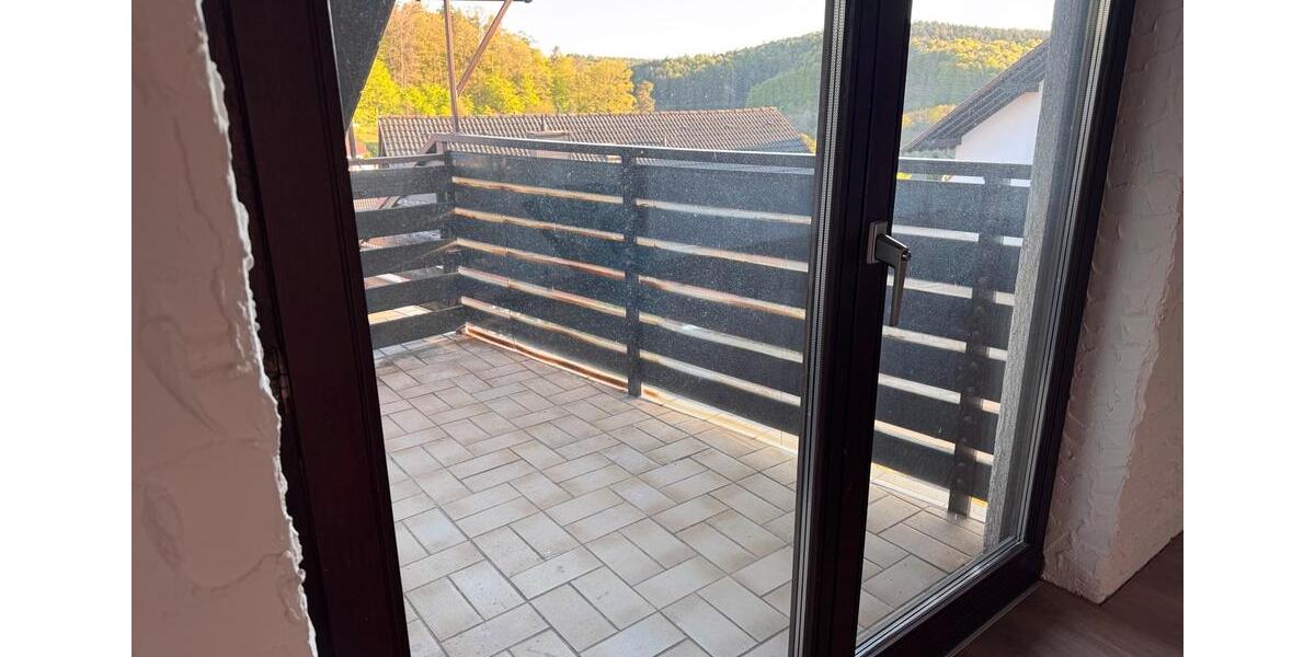 Dachgeschoßwohnung Otterbach - 4 Zimmer, 120 m&sup2;, 1.250&euro; | Angebot:26115257