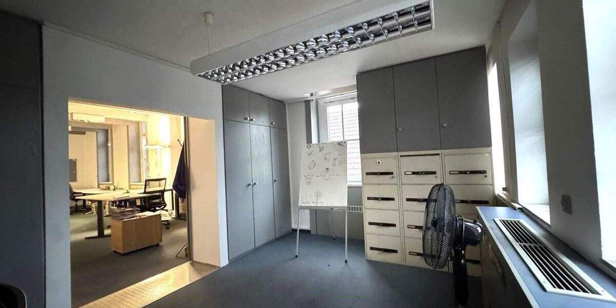 Gewerbeobjekt Bindlach - 8 Zimmer, 265 m&sup2;, 1.500&euro; | Angebot:24027413