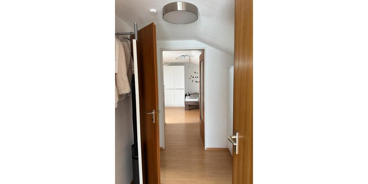 Dachgeschoßwohnung Neuried - 1 Zimmer, 24 m&sup2;, 900&euro; | Angebot:26648187