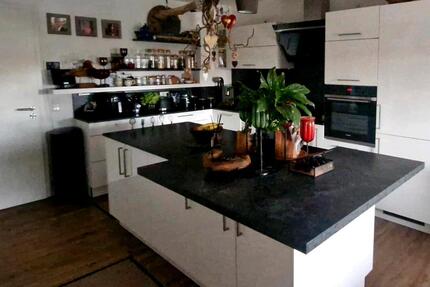 Haus Hengersberg - 2.5 Zimmer, 85 m&sup2;, 980&euro; | Angebot:26613635