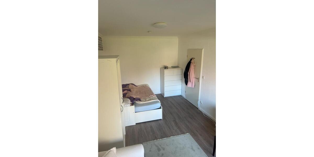 Wohnen auf Zeit Halstenbek - 1 Zimmer, 130 m&sup2;, 800&euro; | Angebot:26094299